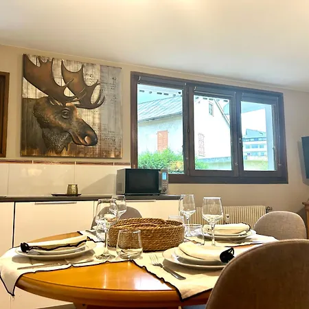 Style Avec Grande Terrasse Et Parking Prive Chamonix