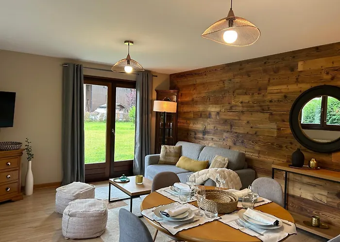 Apartment Style Avec Grande Terrasse Et Parking Prive